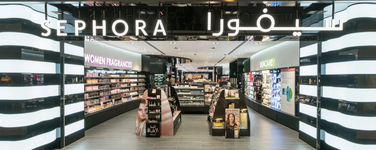 Marina Mall Abu Dhabi - Store Banner