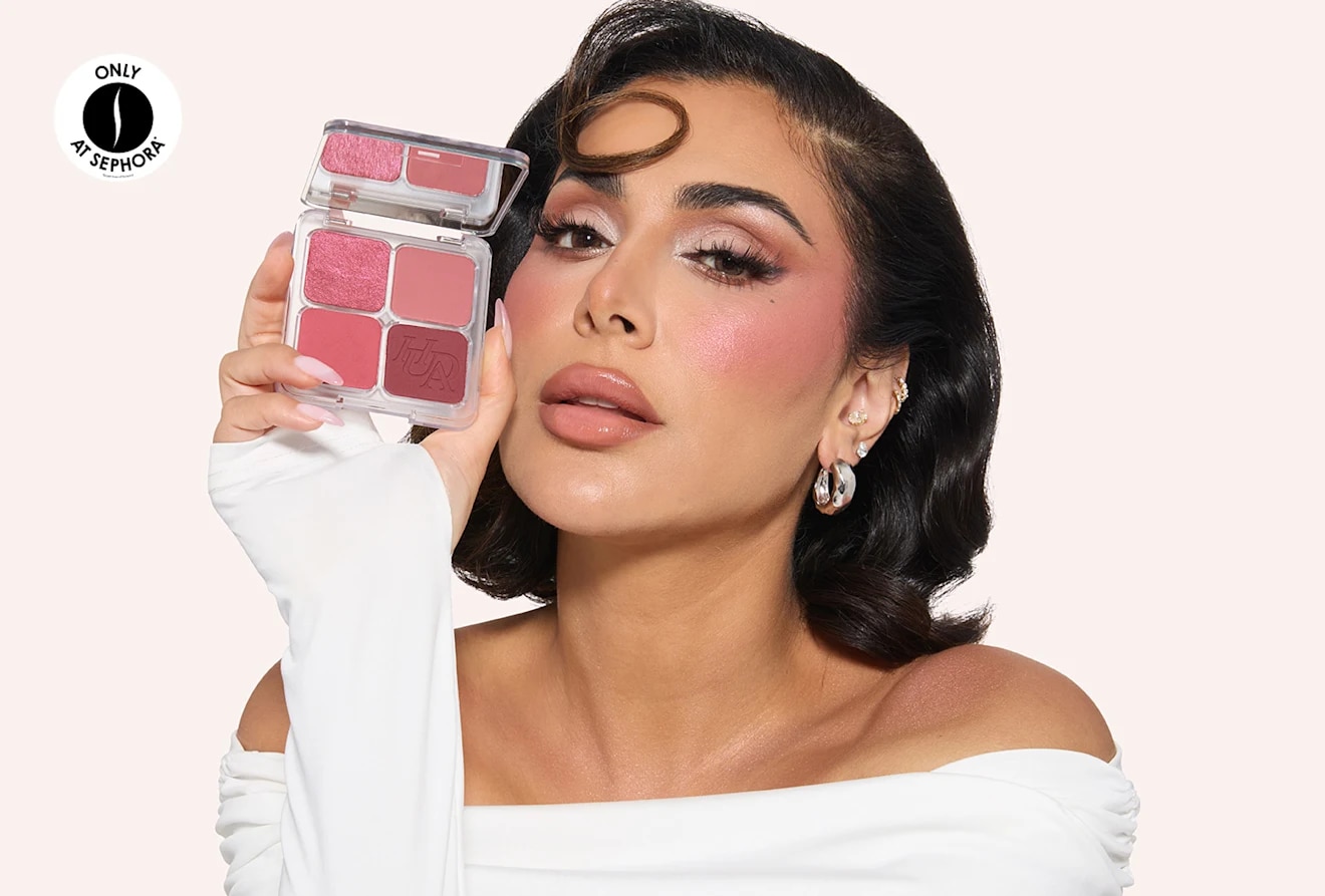 Huda Beauty Blushlighter Pallette = Sephora
